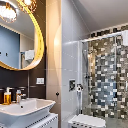 Triventi Mountain Residence Z Basenem, Sauna I Jacuzzi By Royal Aparts Apartmán Karpacz