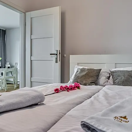 Triventi Mountain Z Basenem, Sauna I Jacuzzi By Royal Aparts * Karpacz