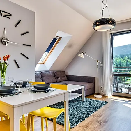 Triventi Mountain Residence Z Basenem, Sauna I Jacuzzi By Royal Aparts Apartmán