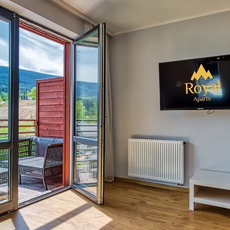 Triventi Mountain Residence Z Basenem, Sauna I Jacuzzi By Royal Aparts Apartmán *