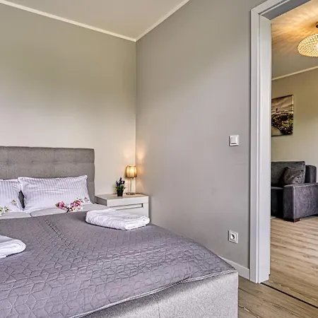 Apartmán Triventi Mountain Residence Z Basenem, Sauna I Jacuzzi By Royal Aparts